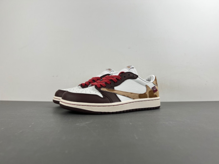 Travis Scott x Air Jordan 1 Low OG IQ5321-121