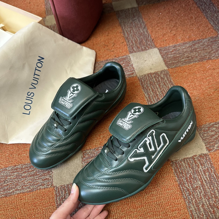 LOU1VTON SNEAKER