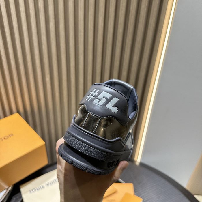 LOU1VTON SNEAKER