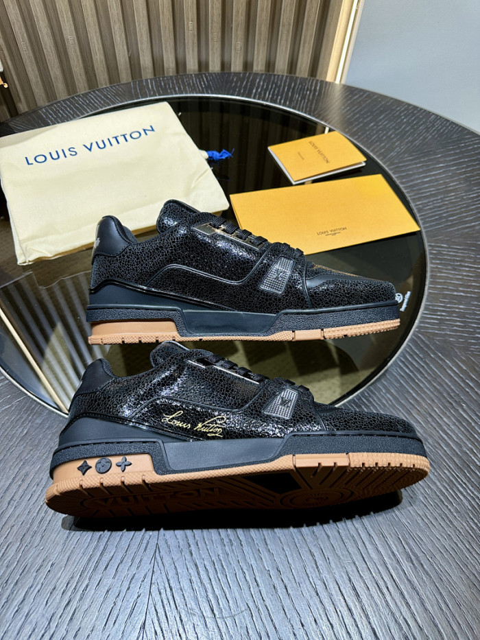 LOU1VTON SNEAKER