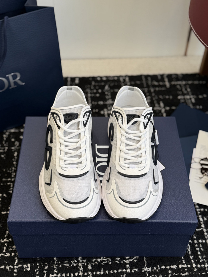 D1OR B30 SNEAKER