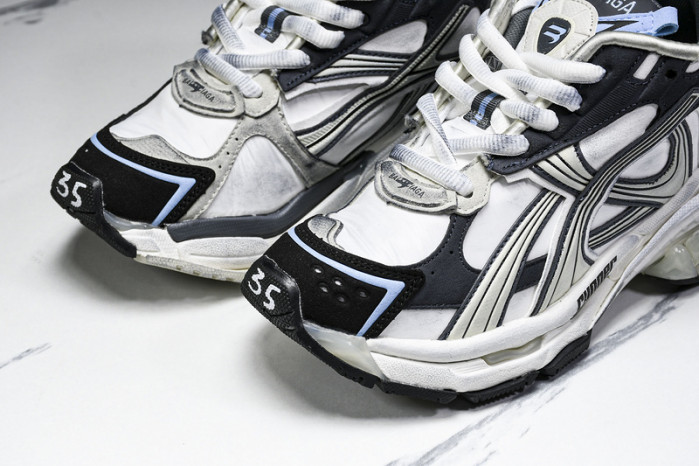 BLCG RUNNER SNEAKER