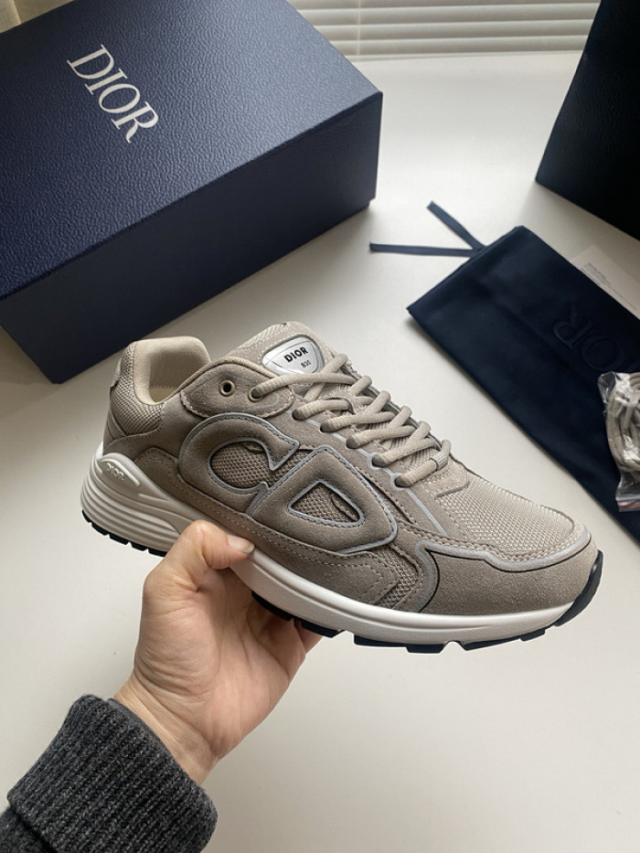 D1OR B30 SNEAKER