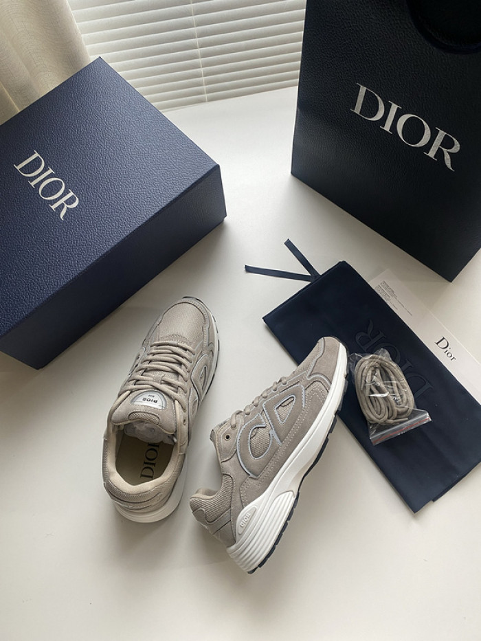 D1OR B30 SNEAKER