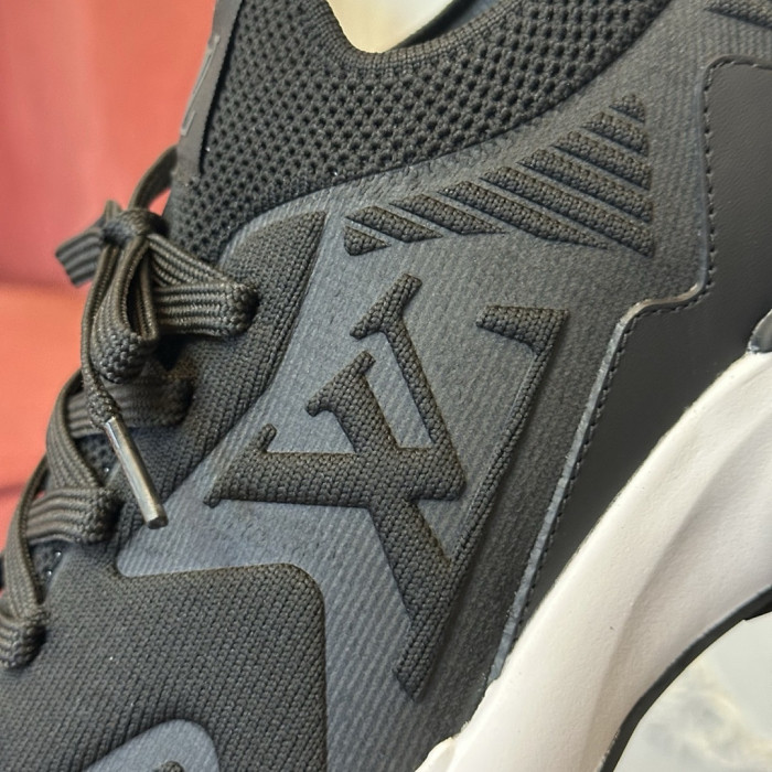LOU1VTON SNEAKER