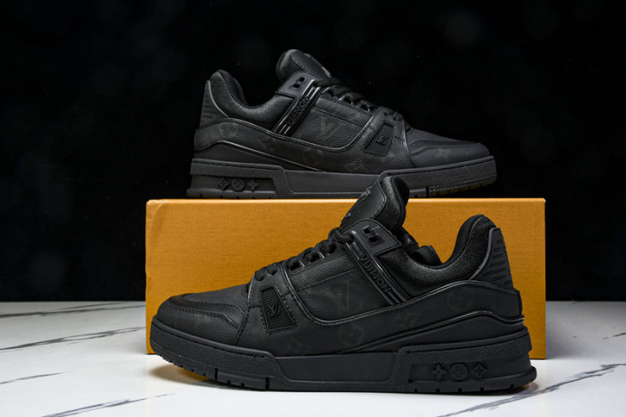 LOU1VTON SNEAKER