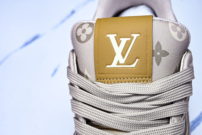 LOU1VTON SNEAKER