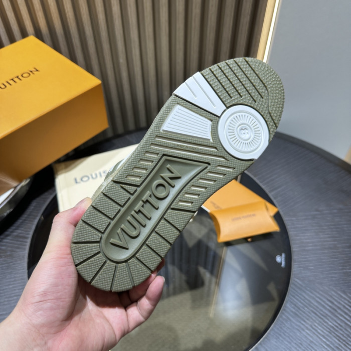 LOU1VTON SNEAKER
