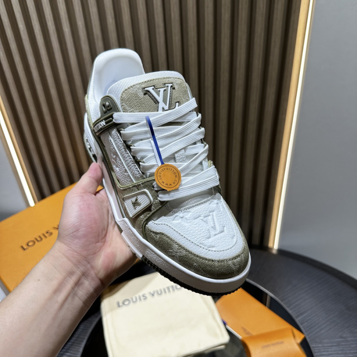 LOU1VTON SNEAKER