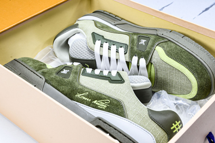 LOU1VTON SNEAKER