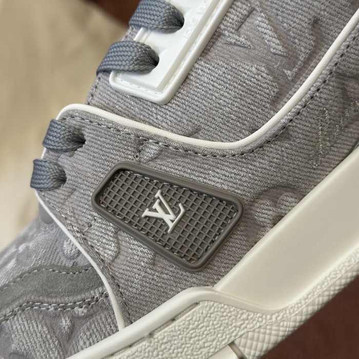 LOU1VTON SNEAKER