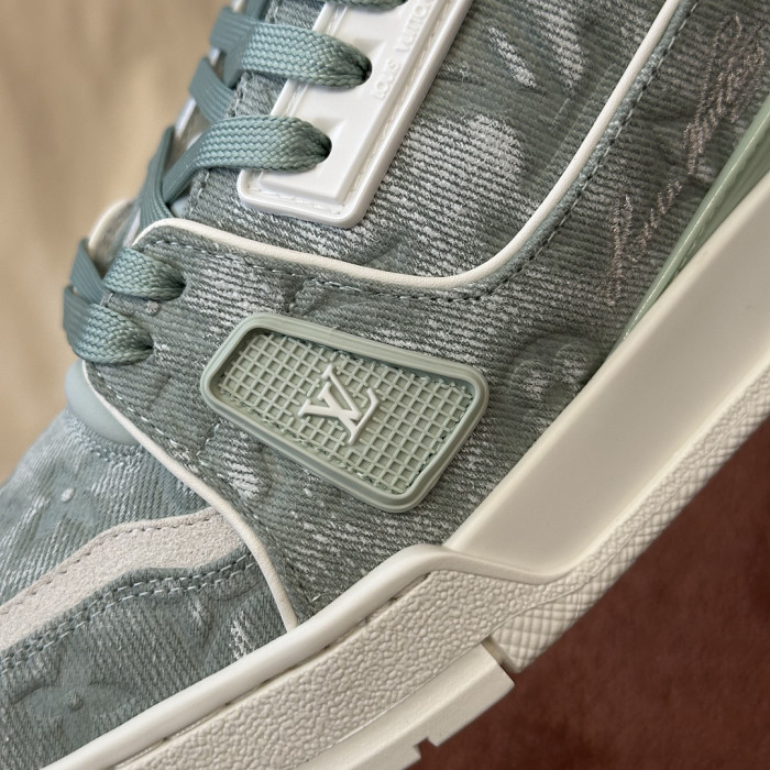 LOU1VTON SNEAKER