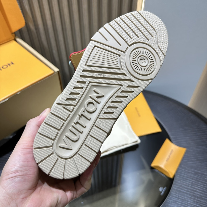 LOU1VTON SNEAKER
