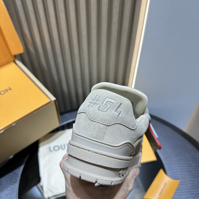 LOU1VTON SNEAKER