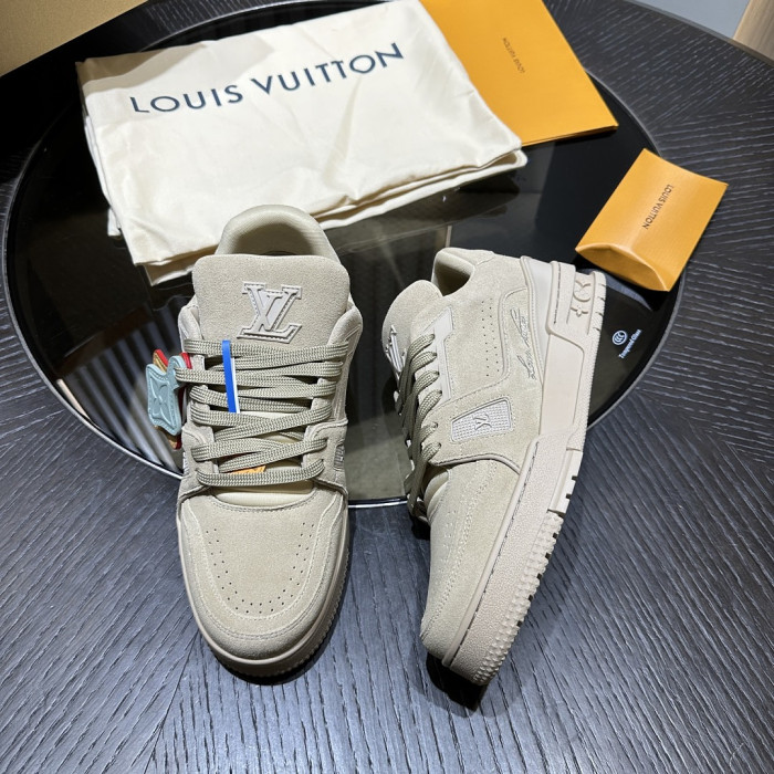 LOU1VTON SNEAKER