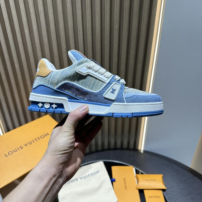 LOU1VTON SNEAKER