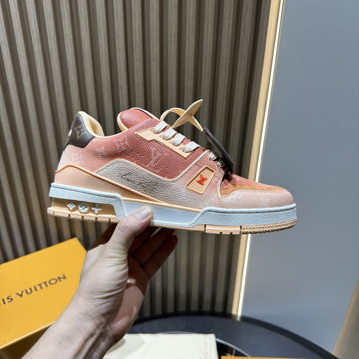 LOU1VTON SNEAKER