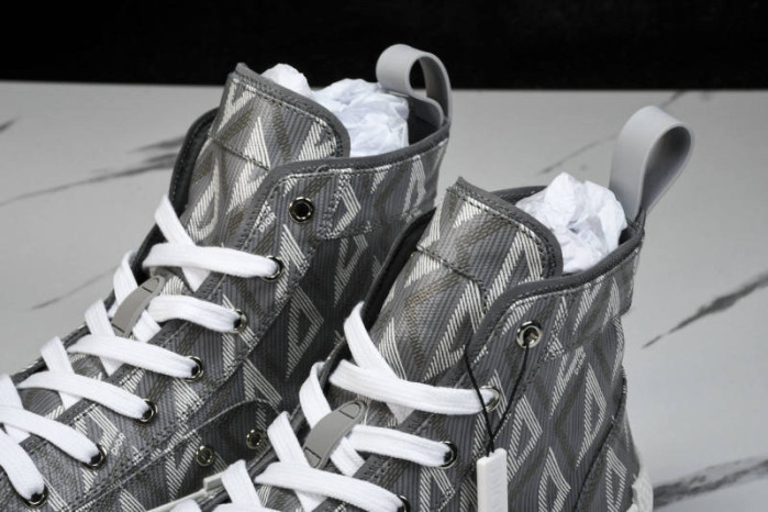 D1OR B23 SNEAKER