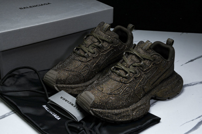 BLCG RUNNER SNEAKER (crystal)