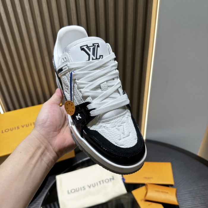 LOU1VTON SNEAKER