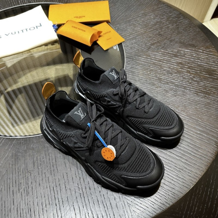 LOU1VTON SNEAKER