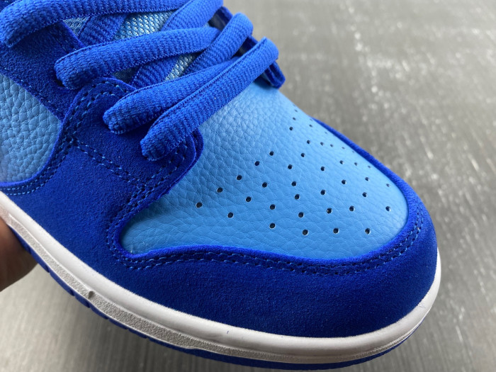 nike sb dunk low "blue raspberry" dm0807-400