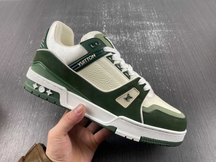 LOU1VTON trainer (EU47)