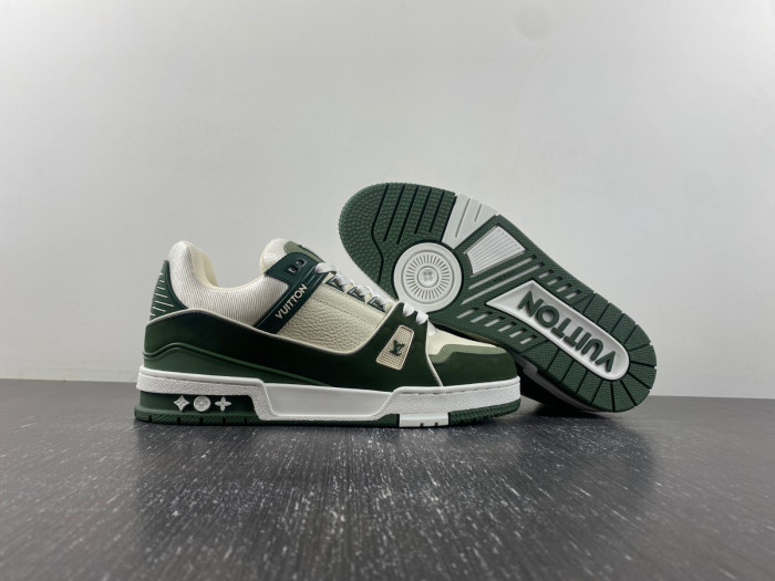 LOU1VTON trainer (EU47)