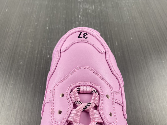 blc* triple s trainer