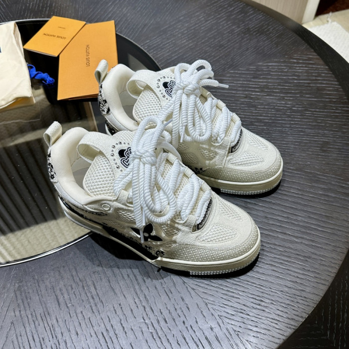 LOU1VTON SNEAKER
