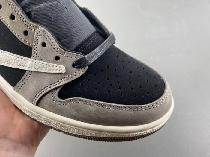 Travis Scott x Air Jordan 1 Low OG DM7866-001