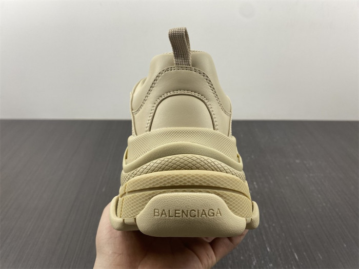 blc* triple s trainer