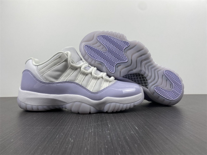 air jordan 11 retro low pure violet ah 7860-101