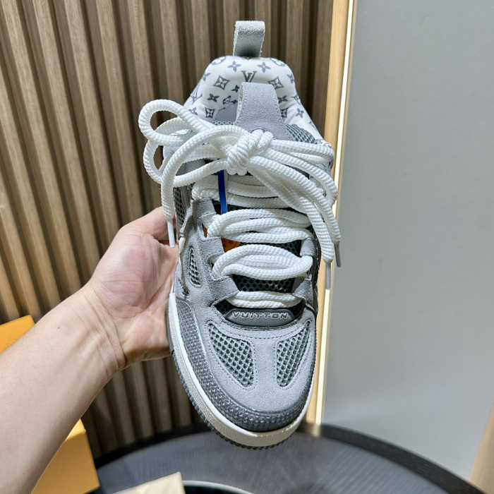 LOU1VTON SNEAKER