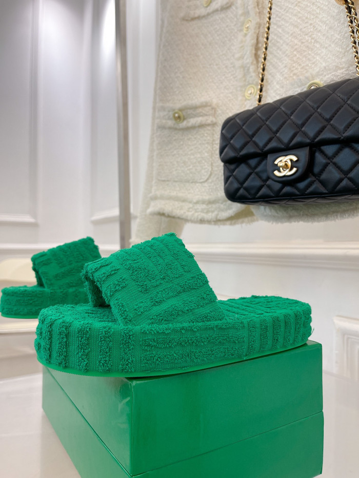 green resort sponge slide