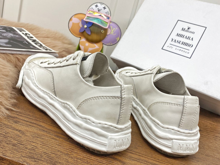 Ma*s*n mihara yasuhiro low-top sneakers mmy-009