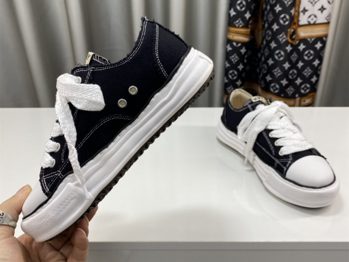 Ma*s*n mihara yasuhiro low-top sneakers mmy-030