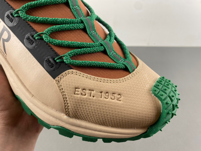 Moncler Trailgrip Lite 2 Sneakers MC-004