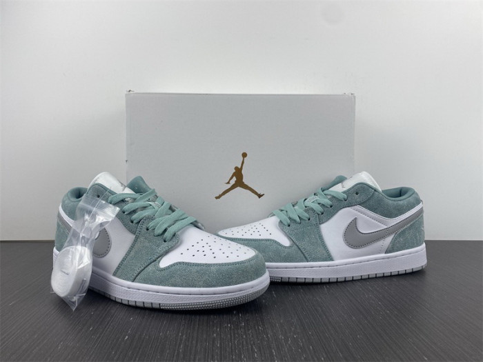 air jordan 1 low "new emerald" dn3705-301