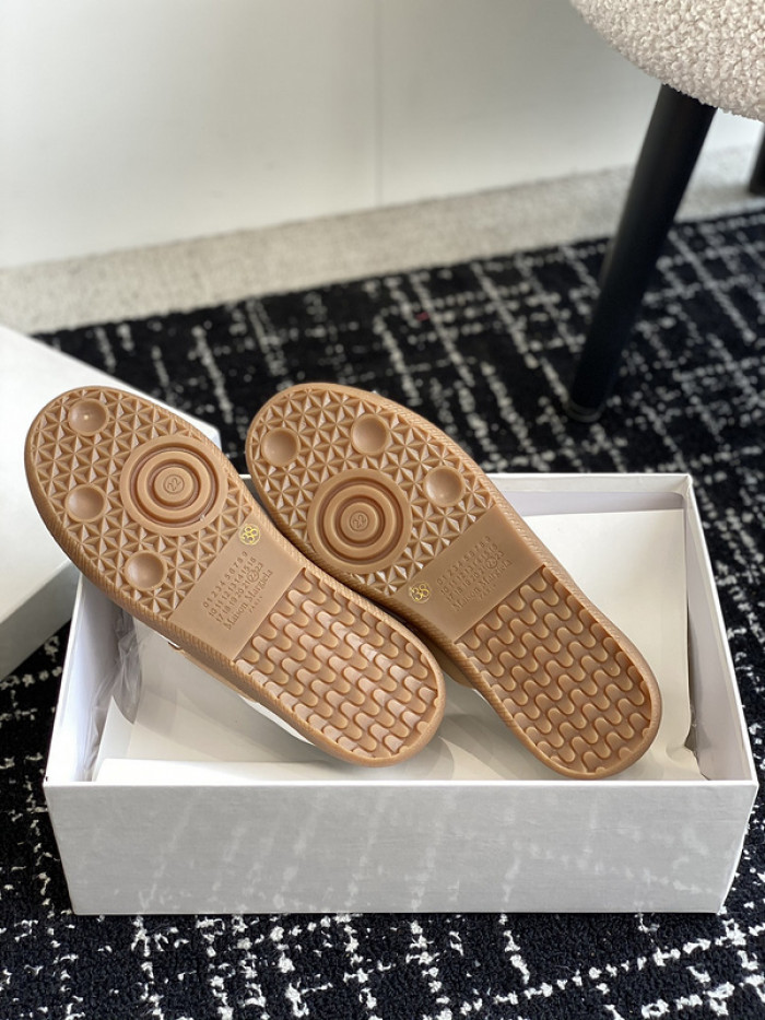 Ma*s*n m0rgiela trainer (gats)