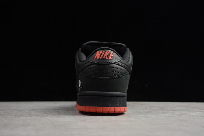 Nike Dunk Low SB TRD QS "Black Pigeon" - 883232 008
