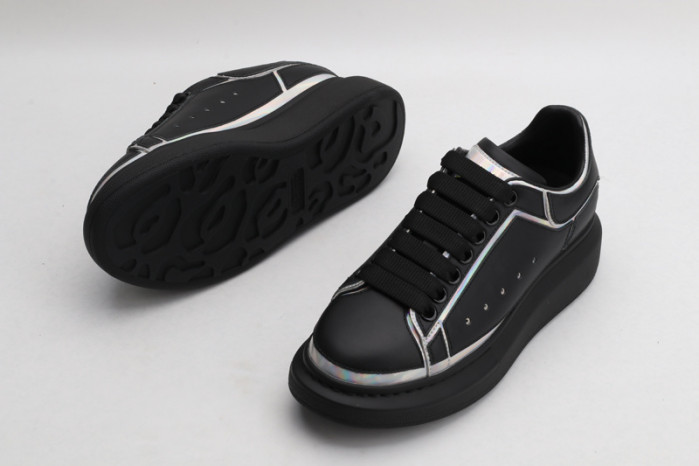 Mcqv*en oversized sneaker