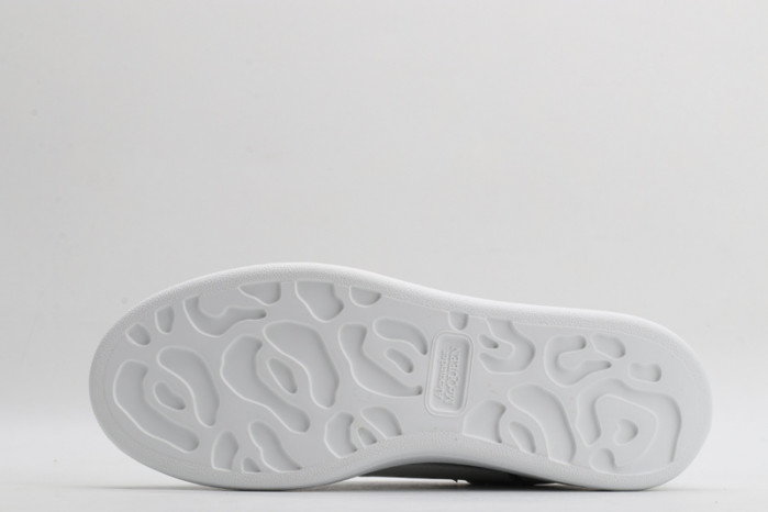 Mcqv*en oversized sneaker