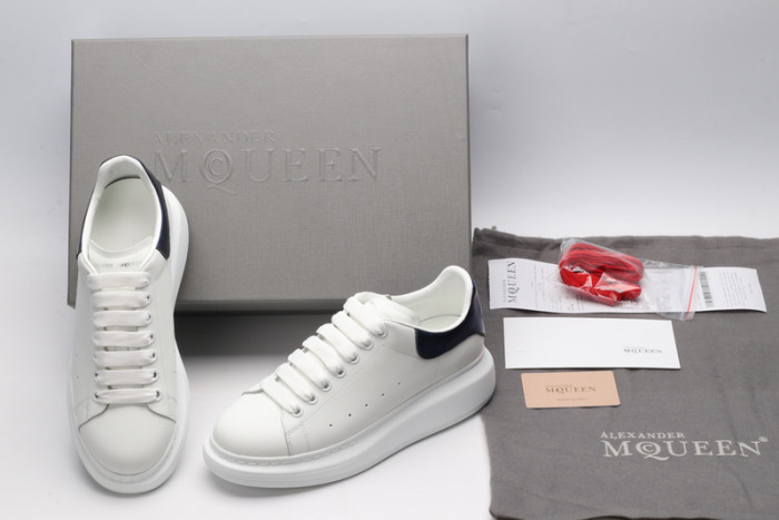 Mcqv*en oversized sneaker