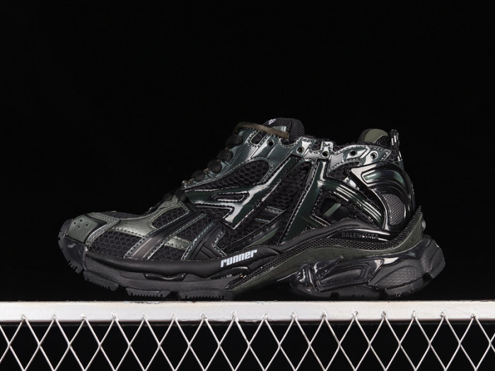 blcg runner sneaker ( deep green )