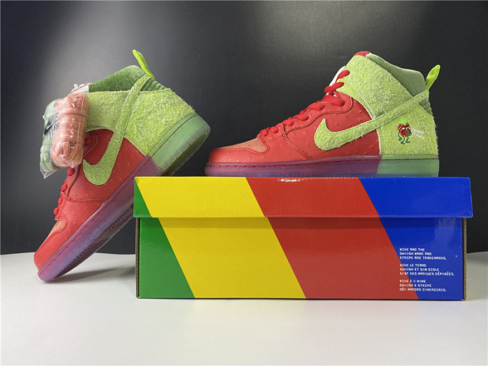 nike sb dunk high strawberry cough - cw7093-600