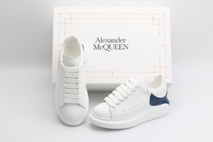 Mcqv*en oversized sneaker