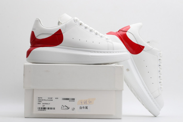 Mcqv*en oversized sneaker