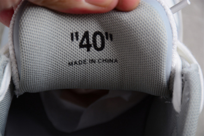 OFF-WHITE Out Of Office