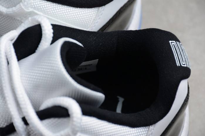 Air Jordan 11 Retro Low Concord 528895-153